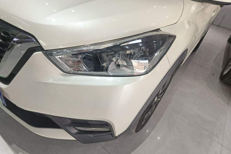 Used Nissan Kicks 2020 1.5L XL CVT Cool Enjoyment Edition Left Front Headlight