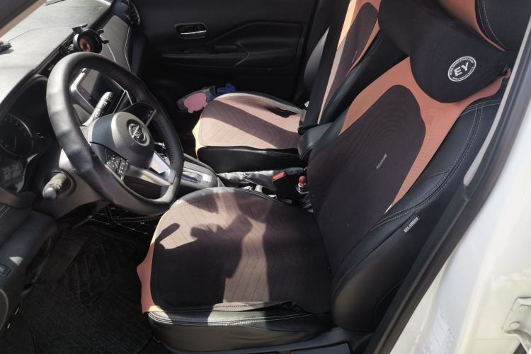 Used Nissan Kicks 2020 1.5L XV CVT Smart Connect Luxury Edition Left Front Seat