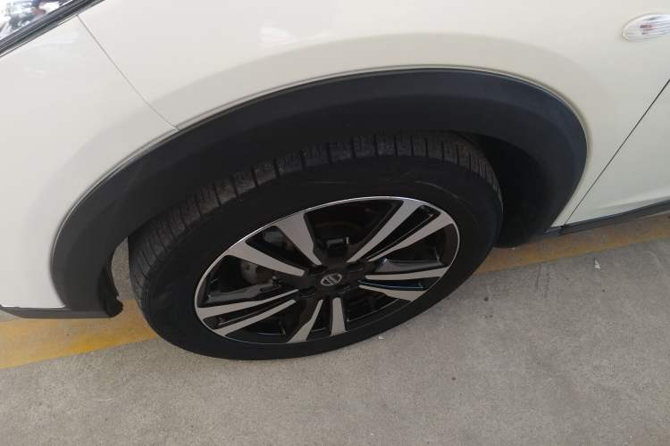 Used Nissan Kicks 2020 1.5L XL CVT Cool Enjoyment Edition Left Front Wheel Hub