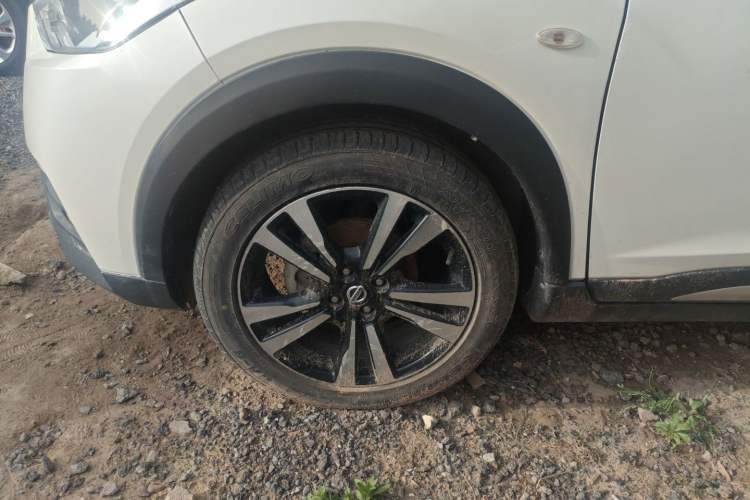 Used Nissan Kicks 2020 1.5L XL CVT Cool Enjoyment Edition Left Front Wheel Hub