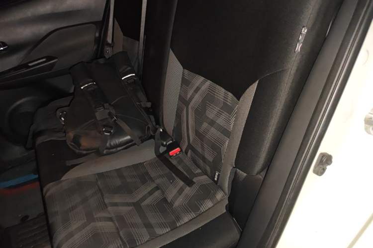 Used Nissan Kicks 2020 1.5L XL CVT Cool Enjoyment Edition Left Rear Seat