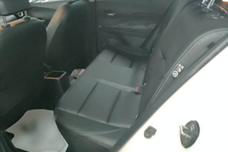 Used Nissan Kicks 2020 1.5L XV CVT Smart Connect Luxury Edition Left Rear Seat