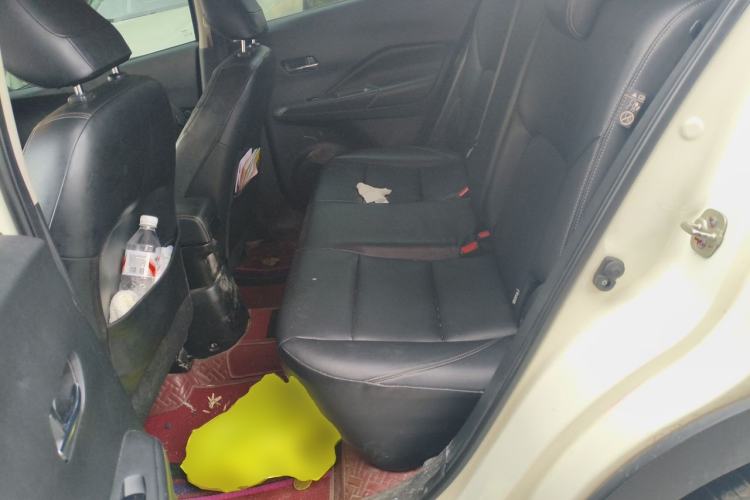 Used Nissan Kicks 2020 1.5L XV CVT Smart Connect Luxury Edition Left Rear Seat