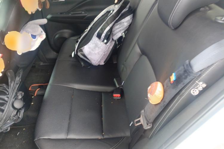 Used Nissan Kicks 2020 1.5L XV CVT Smart Connect Luxury Edition Left Rear Seat