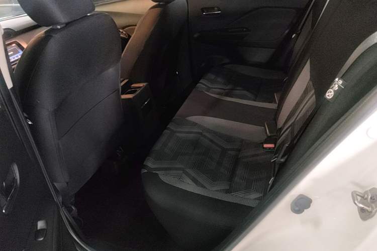 Used Nissan Kicks 2020 1.5L XL CVT Cool Enjoyment Edition Left Rear Seat