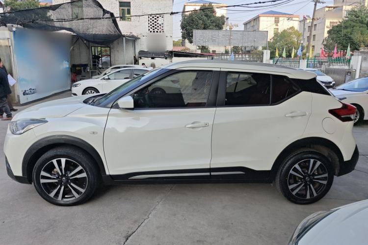 Used Nissan Kicks 2020 1.5L XL CVT Cool Enjoyment Edition Left Side