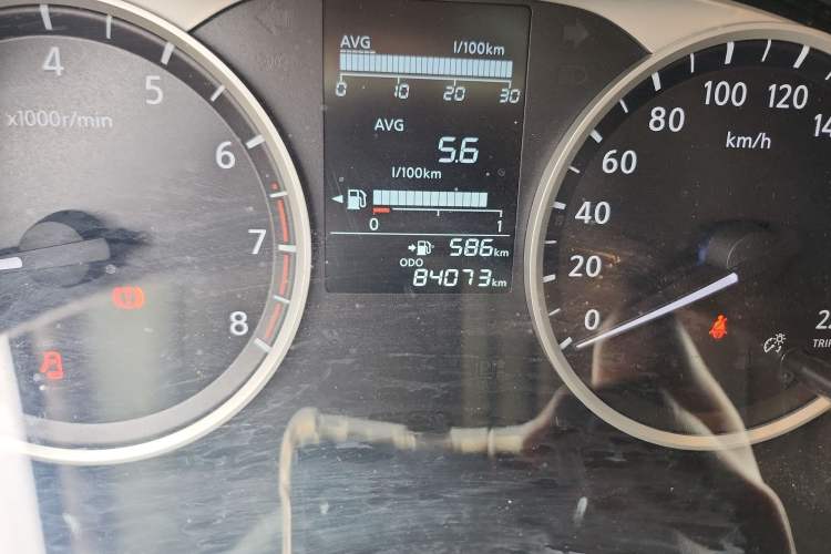 Used Nissan Kicks 2020 1.5L XE Manual Cool Edition Odometer Close Up