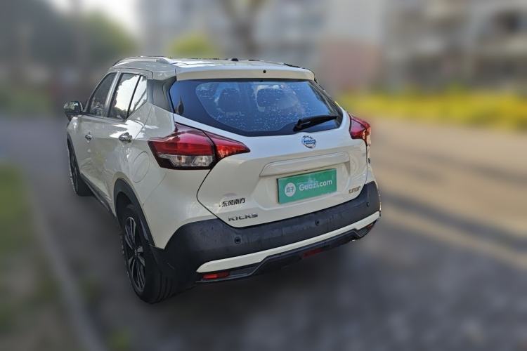 Used Nissan Kicks 2020 1.5L XV CVT Smart Connect Luxury Edition Rear Left 45 Deg