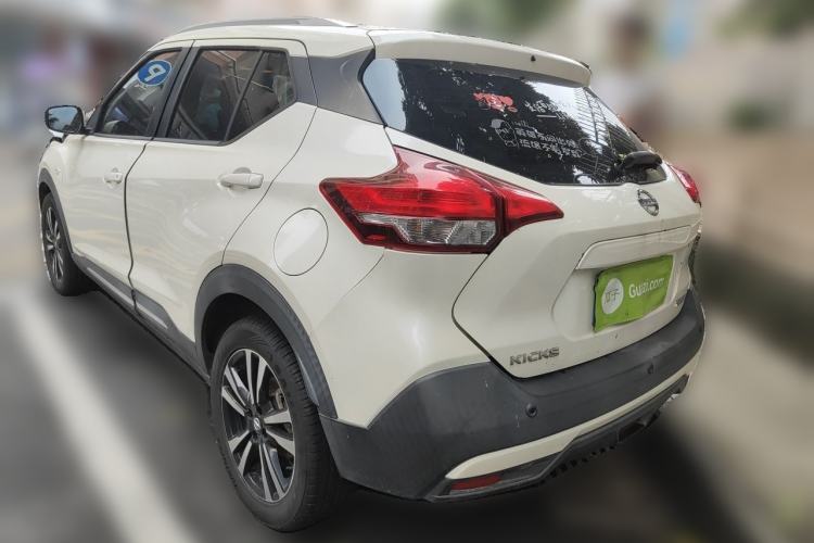 Used Nissan Kicks 2020 1.5L XL CVT Cool Enjoyment Edition Rear Left 45 Deg