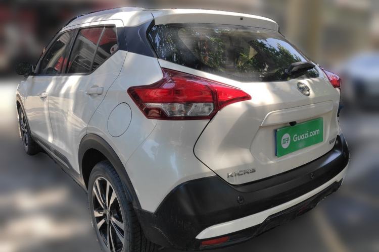 Used Nissan Kicks 2020 1.5L XL CVT Cool Enjoyment Edition Rear Left 45 Deg