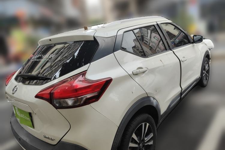 Used Nissan Kicks 2020 1.5L XL CVT Cool Enjoyment Edition Rear Right 45 Deg