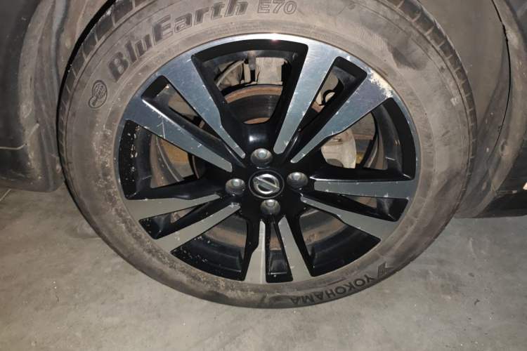 Used Nissan Kicks 2020 1.5L XL CVT Cool Enjoyment Edition Right Front Wheel Hub
