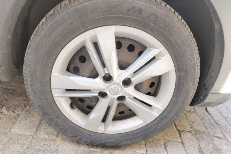 Used Nissan Kicks 2020 1.5L XE Manual Cool Edition Right Front Wheel Hub