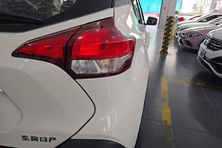 Used Nissan Kicks 2020 1.5L XL CVT Cool Enjoyment Edition Right Rear Taillight
