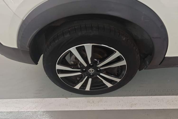 Used Nissan Kicks 2020 1.5L XL CVT Cool Enjoyment Edition Right Rear Wheel Hub