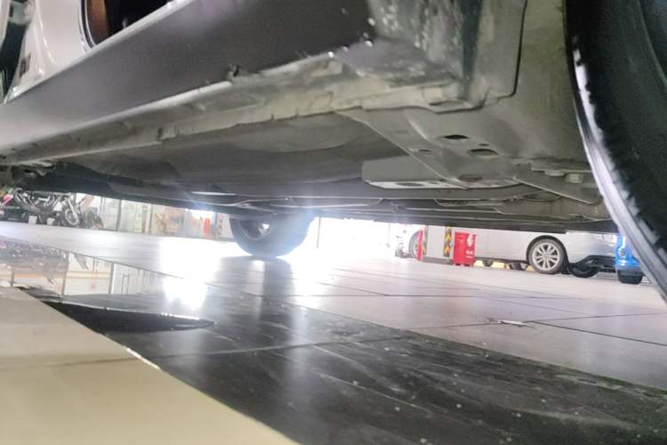 Used Nissan Kicks 2020 1.5L XL CVT Cool Enjoyment Edition Right Side Sill
