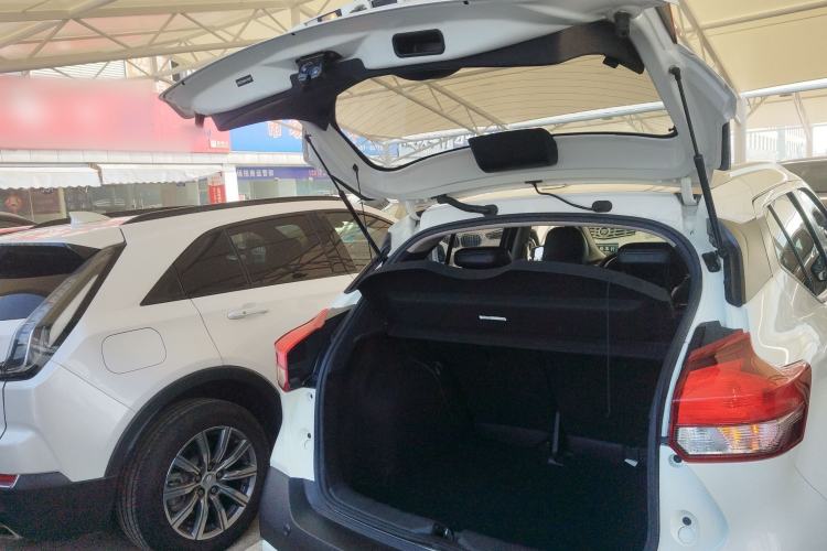 Used Nissan Kicks 2020 1.5L XL CVT Cool Enjoyment Edition Trunk
