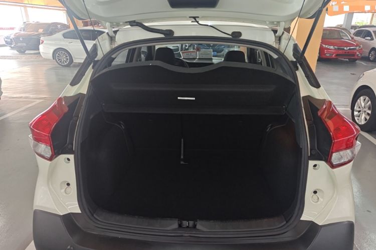 Used Nissan Kicks 2020 1.5L XL CVT Cool Enjoyment Edition Trunk