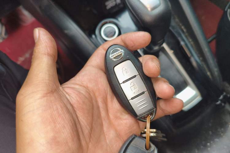 Used Nissan Kicks 2020 1.5L XV CVT Smart Connect Luxury Edition Vehicle Key