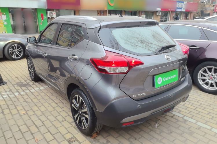 Used Nissan Kicks 2021 1.5L XV CVT Smart Connect Luxury Edition Exterior 3