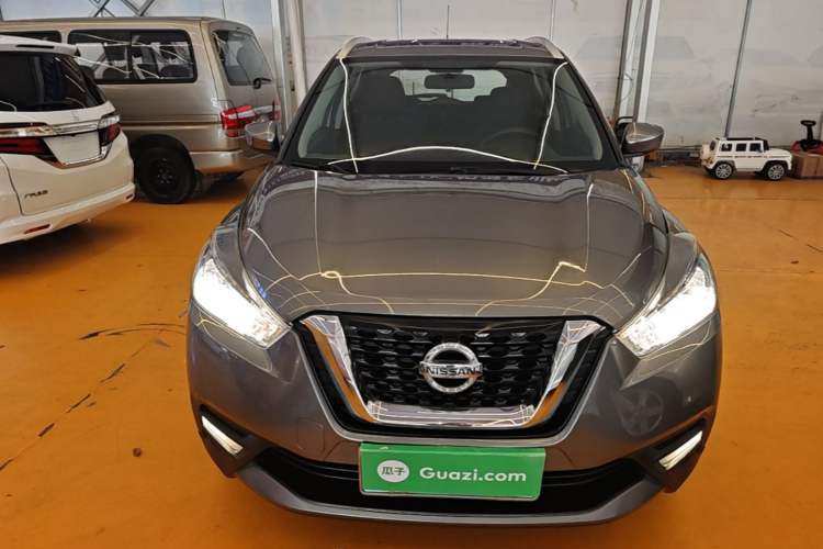 Used Nissan Kicks 2021 1.5L XL CVT Cool Enjoyment Edition Front