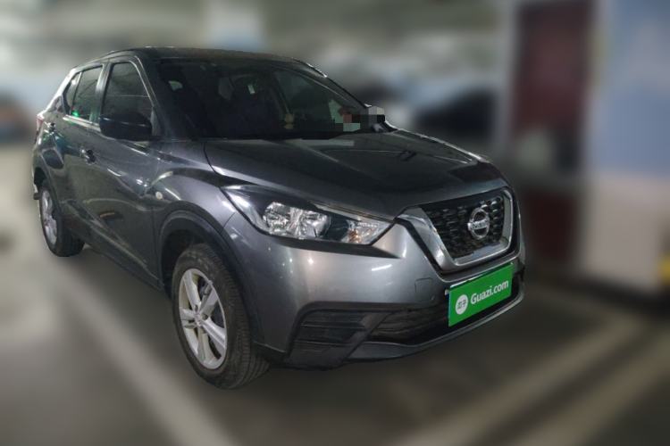 Used Nissan Kicks 2021 1.5L XE Manual Cool Edition Front Right 45 Deg