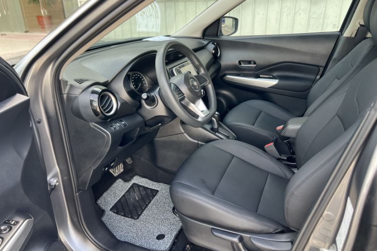 Used Nissan Kicks 2021 1.5L XL CVT Cool Enjoyment Edition Interior 2