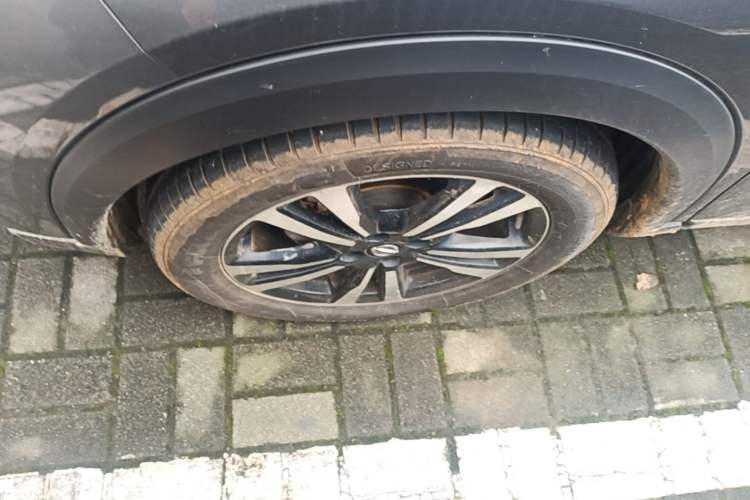 Used Nissan Kicks 2021 1.5L XL CVT Cool Enjoyment Edition Left Front Wheel Hub