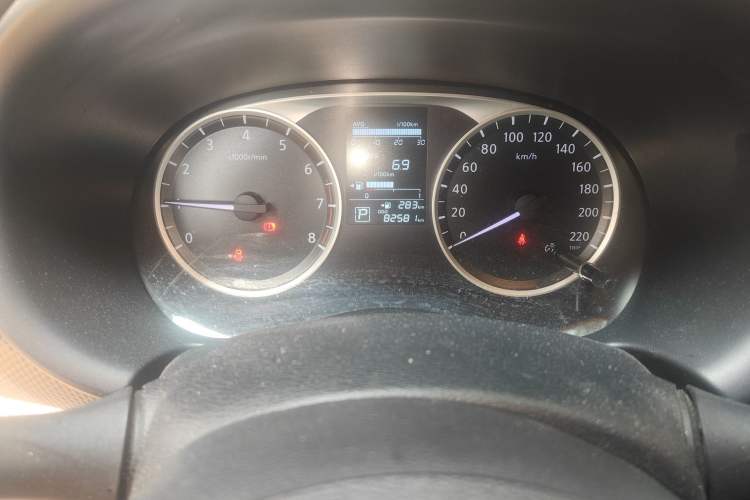 Used Nissan Kicks 2021 1.5L XL CVT Cool Enjoyment Edition Odometer Close Up