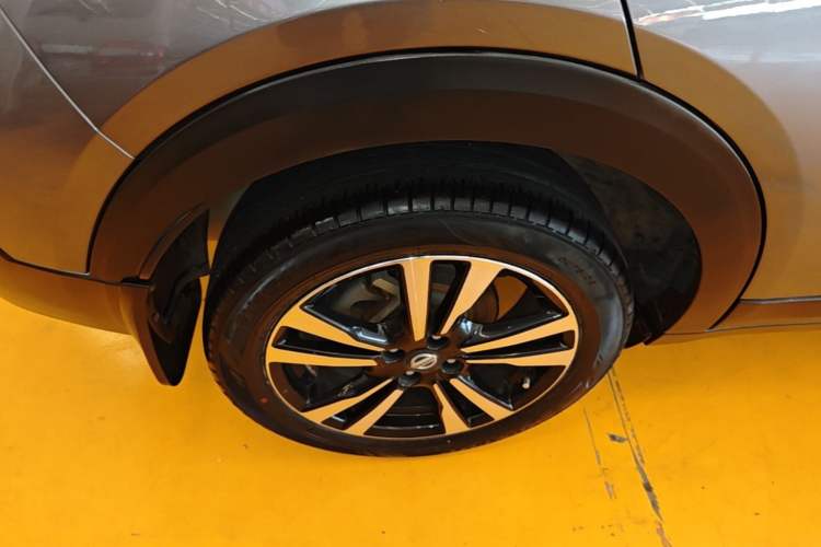 Used Nissan Kicks 2021 1.5L XL CVT Cool Enjoyment Edition Right Rear Wheel Hub