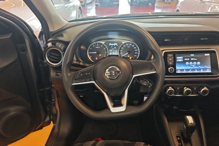Used Nissan Kicks 2021 1.5L XL CVT Cool Enjoyment Edition Steering Wheel