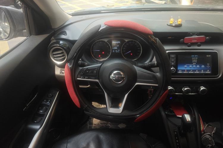 Used Nissan Kicks 2021 1.5L XL CVT Cool Enjoyment Edition Steering Wheel