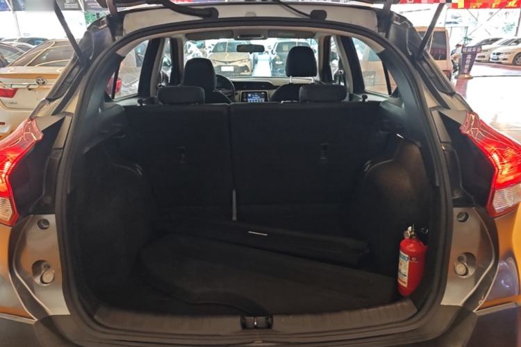 Used Nissan Kicks 2021 1.5L XL CVT Cool Enjoyment Edition Trunk