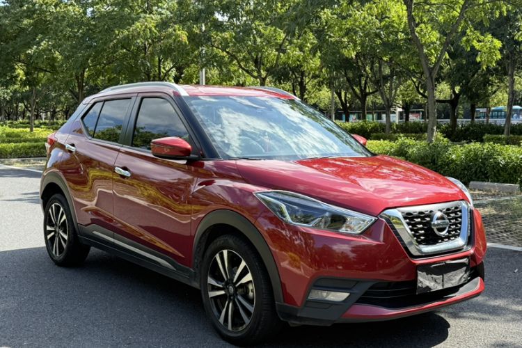 Used Nissan Kicks 2021 1.5L XV CVT Smart Connect Luxury Edition Exterior 2