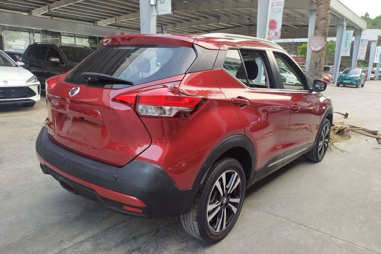 Used Nissan Kicks 2021 1.5L XL CVT Cool Enjoyment Edition Exterior 3