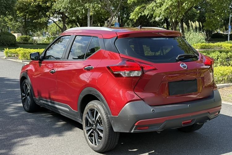 Used Nissan Kicks 2021 1.5L XV CVT Smart Connect Luxury Edition Exterior 7