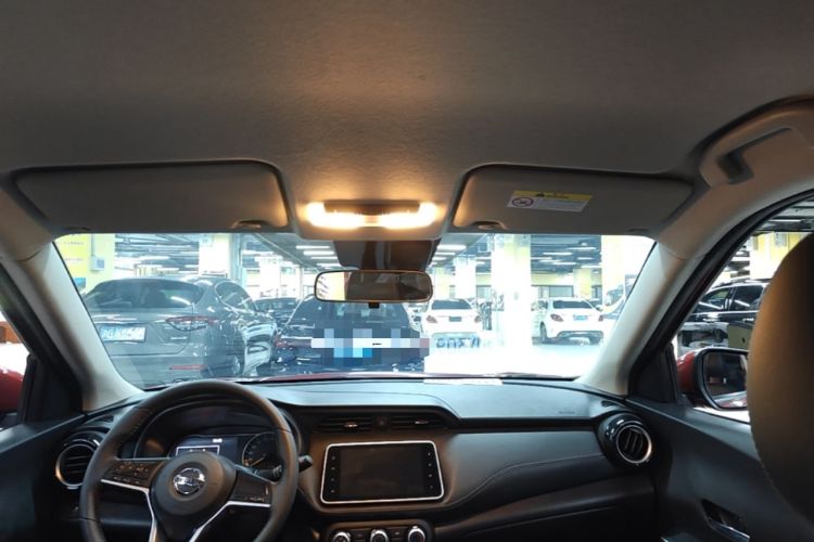 Used Nissan Kicks 2021 1.5L XV CVT Smart Connect Luxury Edition Headliner