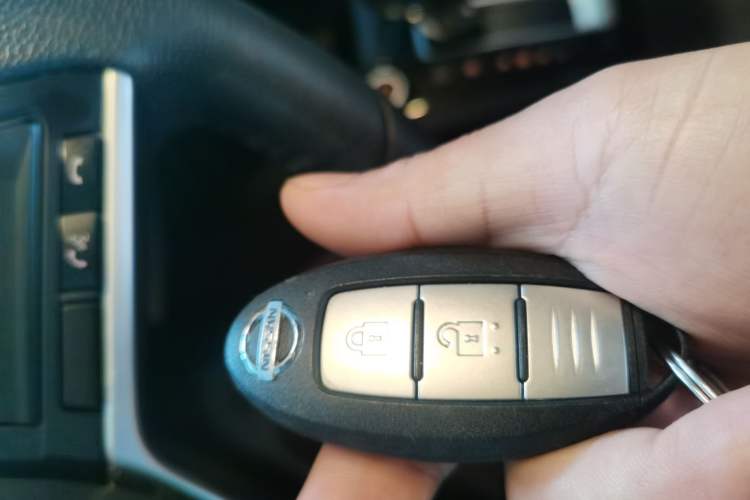 Used Nissan Kicks 2021 1.5L XV CVT Smart Connect Luxury Edition Interior 1