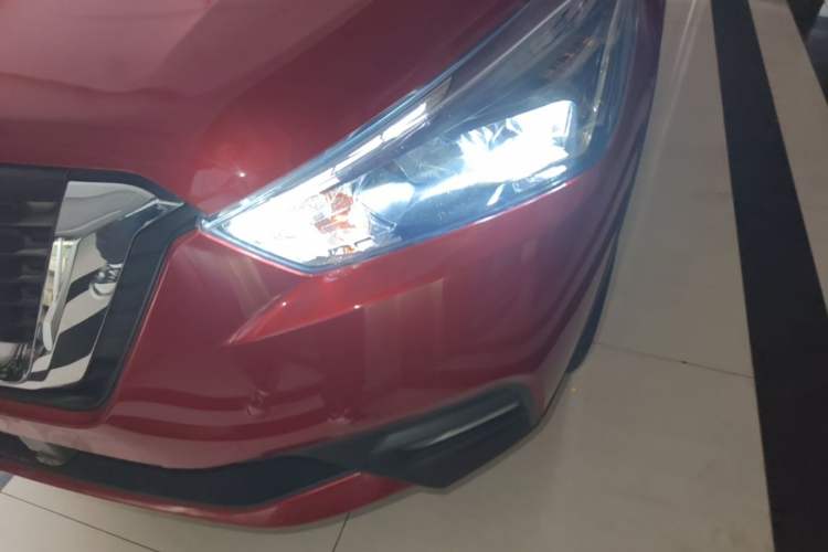 Used Nissan Kicks 2021 1.5L XV CVT Smart Connect Luxury Edition Left Front Headlight