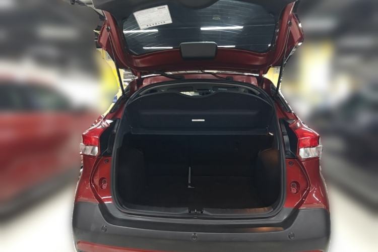 Used Nissan Kicks 2021 1.5L XV CVT Smart Connect Luxury Edition Trunk