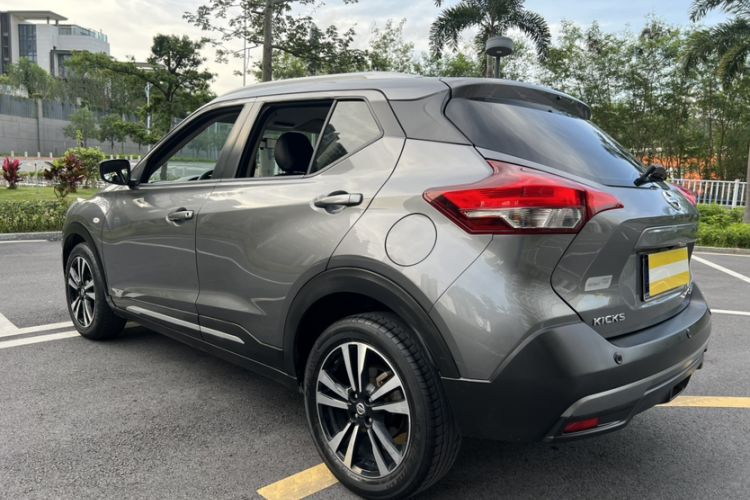 Used Nissan Kicks 2021 1.5L XL CVT Cool Enjoyment Edition Exterior 7