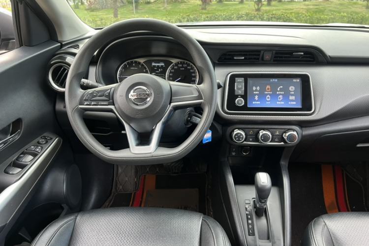 Used Nissan Kicks 2021 1.5L XL CVT Cool Enjoyment Edition Interior 6