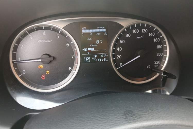 Used Nissan Kicks 2021 1.5L XL CVT Cool Enjoyment Edition Odometer Close Up