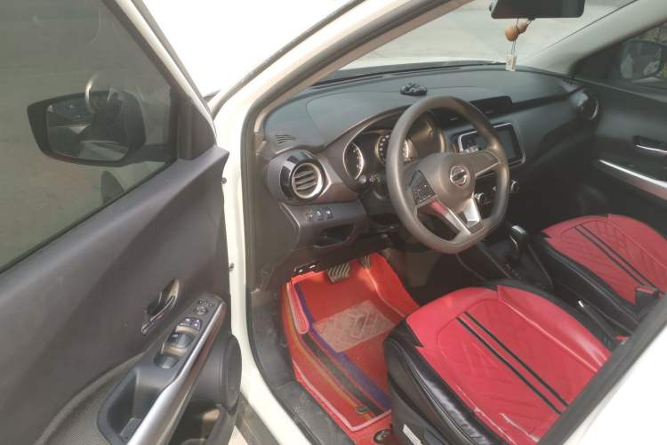 Used Nissan Kicks 2021 1.5L XL CVT Cool Enjoyment Edition Driver Seat