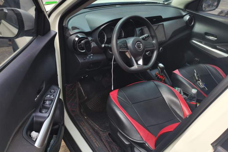 Used Nissan Kicks 2021 1.5L XL CVT Cool Enjoyment Edition Driver Seat