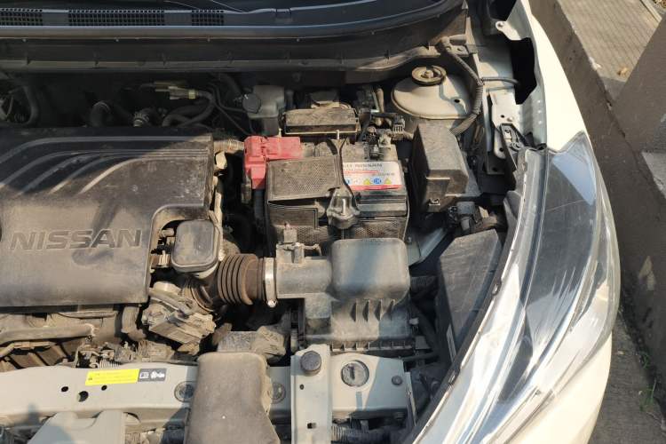 Used Nissan Kicks 2021 1.5L XL CVT Cool Enjoyment Edition Engine Bay Left