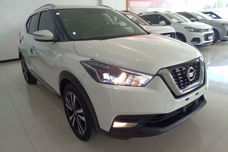 Used Nissan Kicks 2021 1.5L XV CVT Smart Connect Luxury Edition Exterior 2