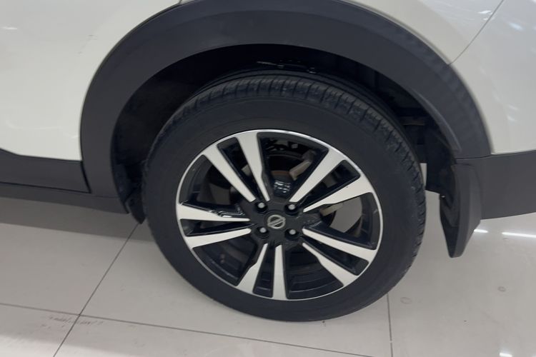 Used Nissan Kicks 2021 1.5L XL CVT Cool Enjoyment Edition Exterior 3