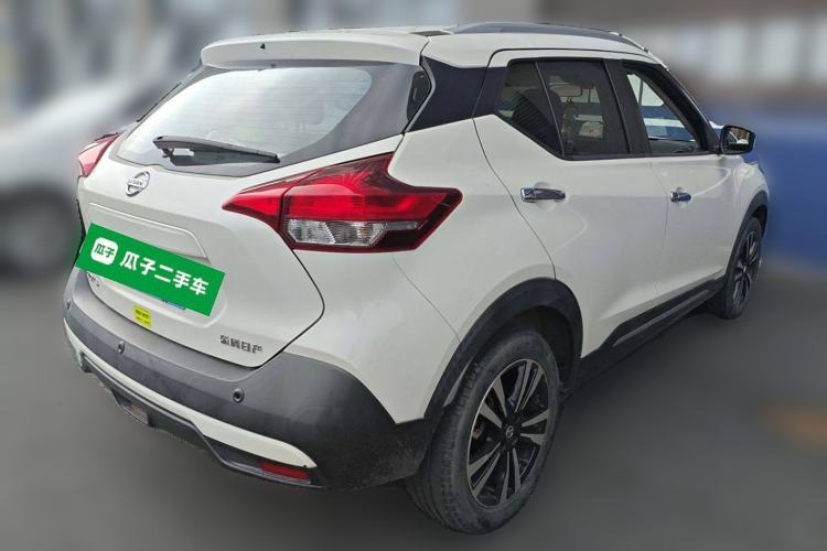 Used Nissan Kicks 2021 1.5L XV CVT Smart Connect Luxury Edition Exterior 5