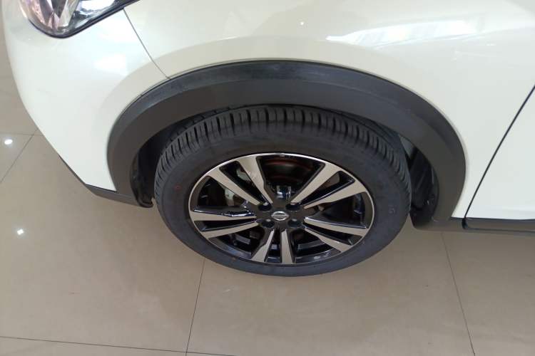 Used Nissan Kicks 2021 1.5L XV CVT Smart Connect Luxury Edition Exterior 7